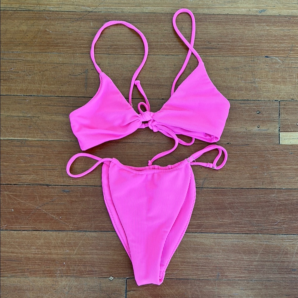 Skatie Bikini Set in Hot Pink Size XS Top & S Bottom